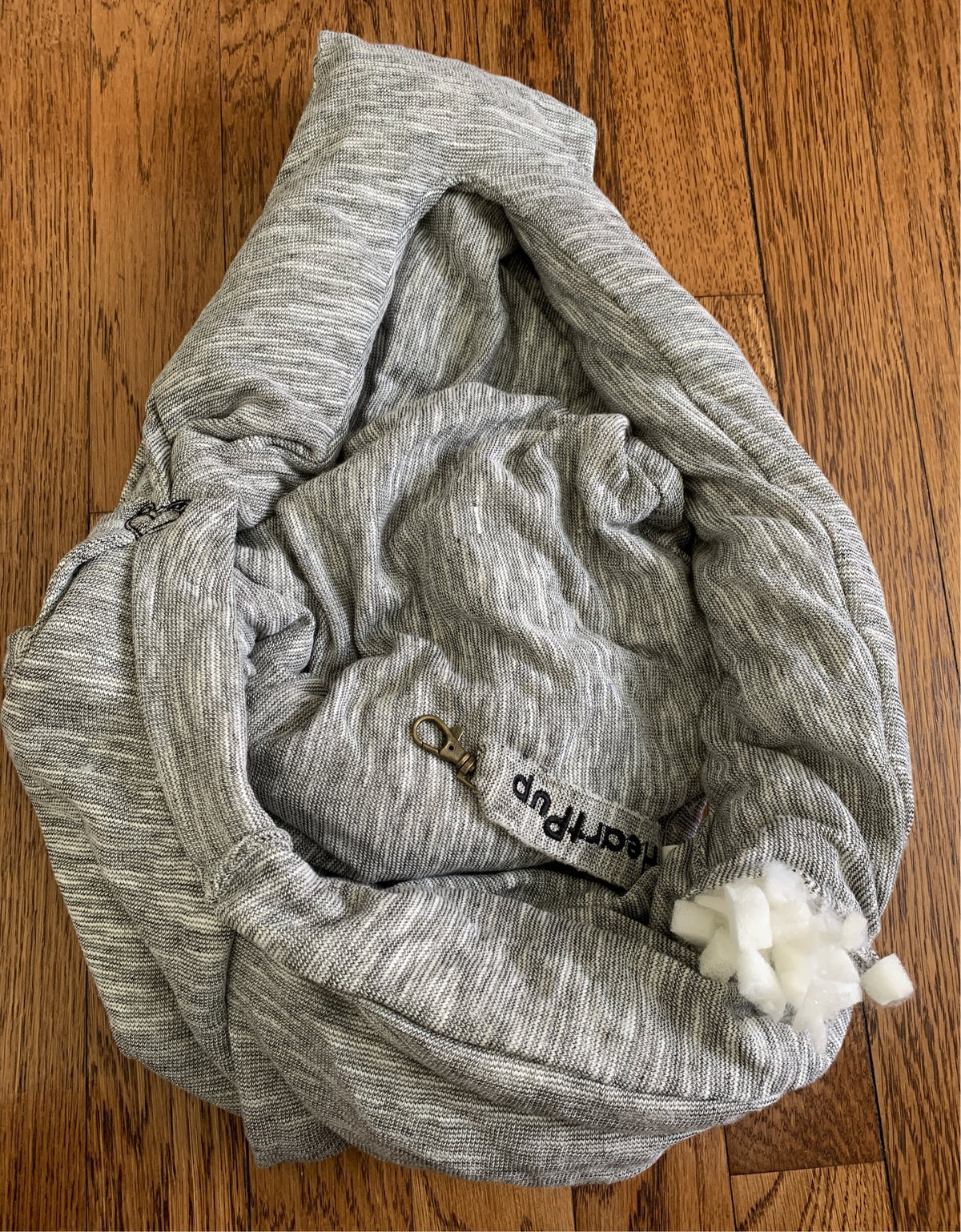 Fully padded pouch sling